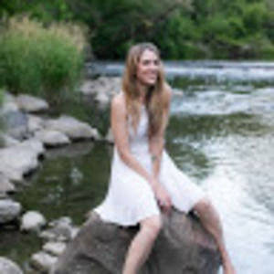 Meet your Posher, Corrie